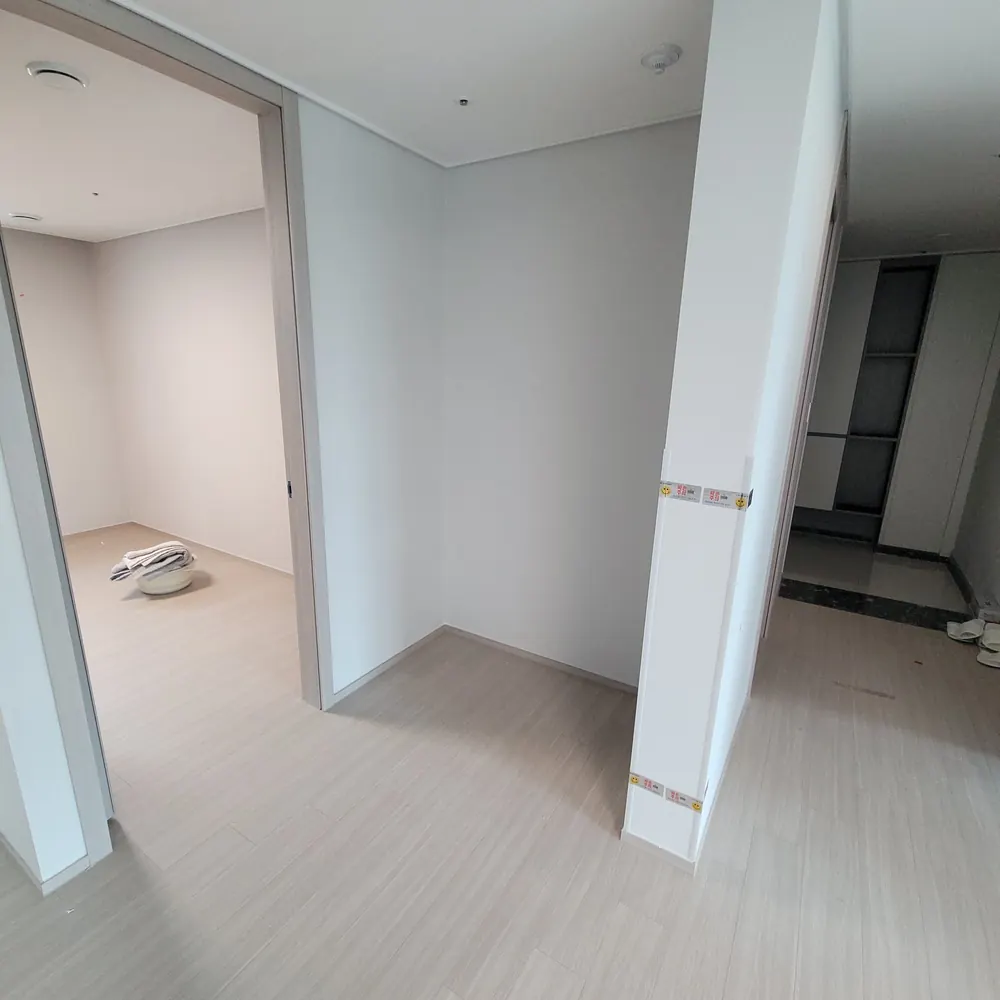 빈 공간 실측 후 맞춤 붙박이장 제작·설치 시공 전 서울 강서구 화곡동